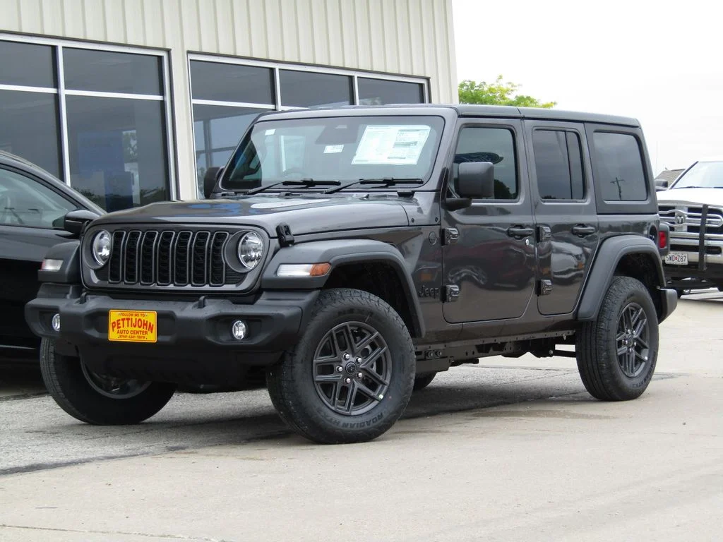 New 2026 Granite Crystal Metallic Clearcoat Jeep Sport RHD image 12