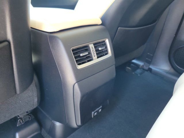 2021 Lexus RX 350 - Photo 12