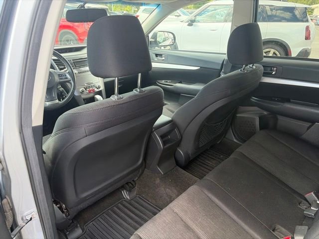 Used 2013 Silver Subaru 2.5i Premium image 20