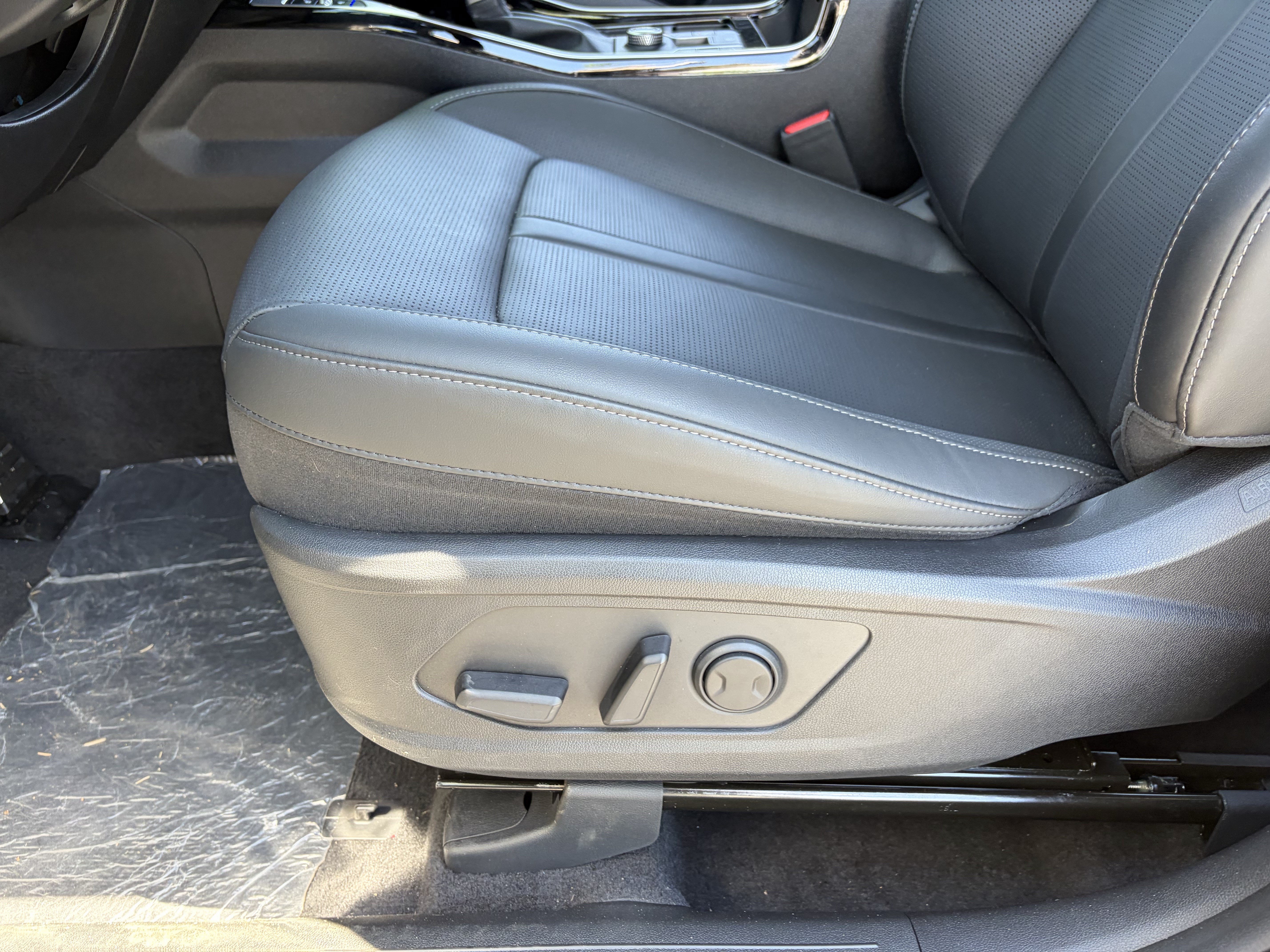 New 2026 Ebony Black Kia SX image 19