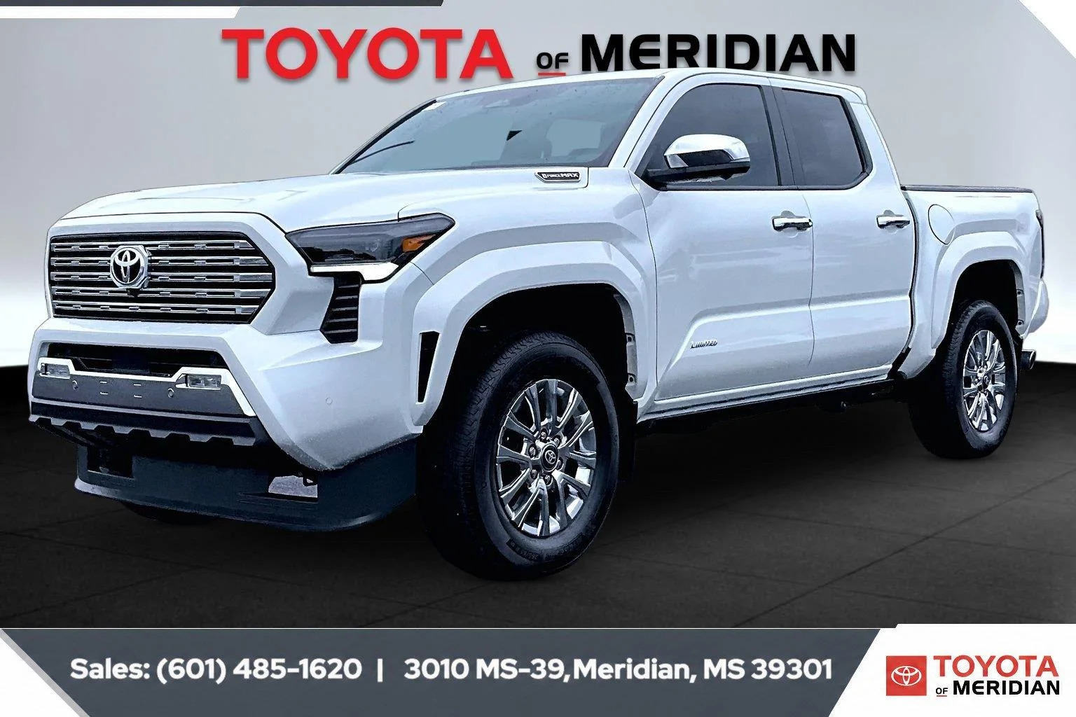 Used 2026 Wind Chill Pearl Toyota Limited HV image 10