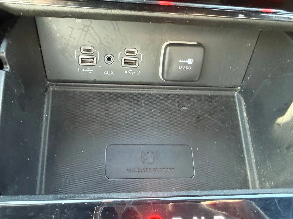 Used 2024 Silver Jeep Altitude X image 22