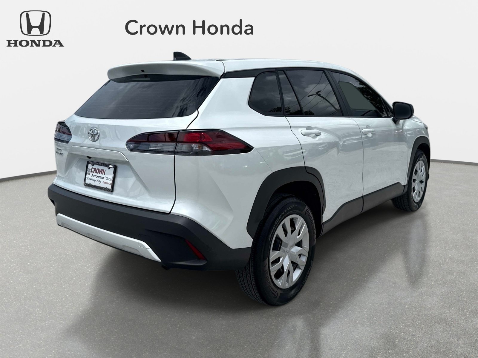 Used 2026 Wind Chill Pearl Toyota L image 4