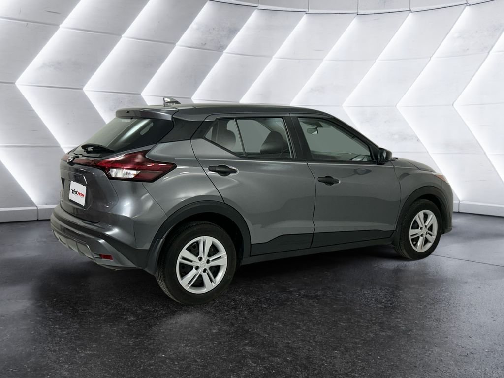 Used 2024 Gray Nissan S image 4