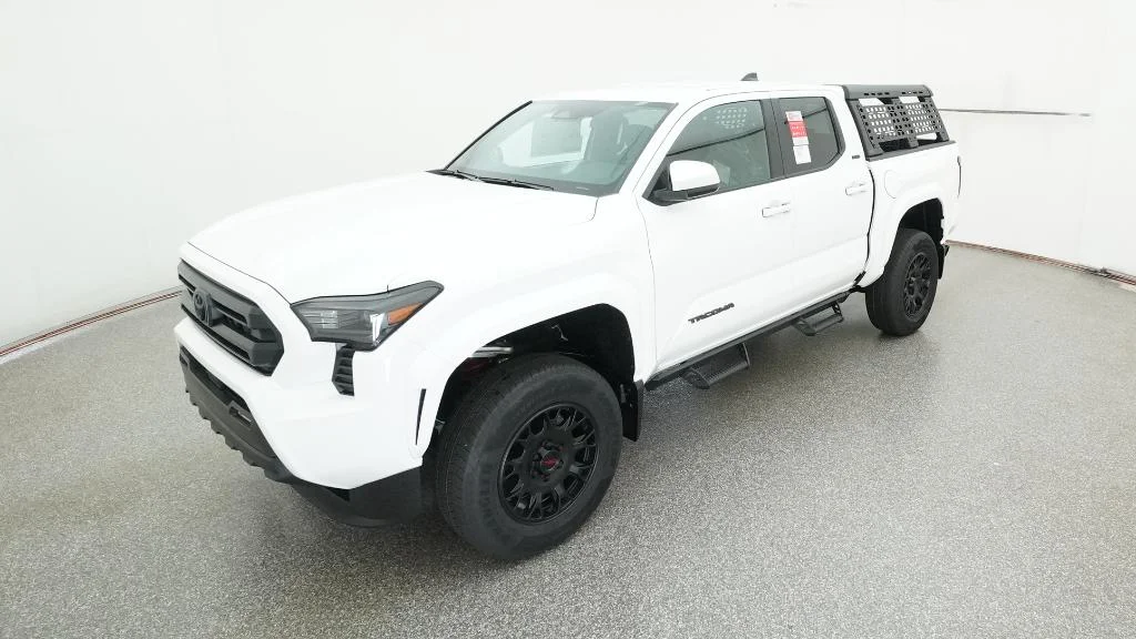 2025 Toyota Tacoma SR5 - Photo 38