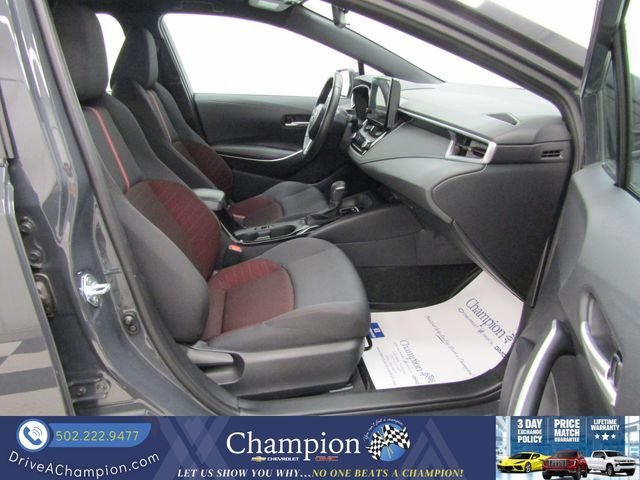 Used 2024  Toyota SE image 32