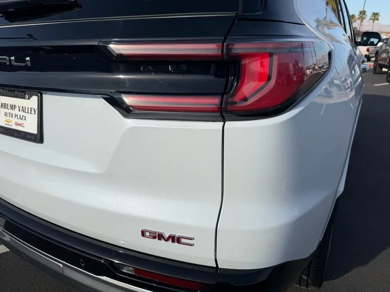 New 2026 Glacier White Tricoat GMC Denali image 24