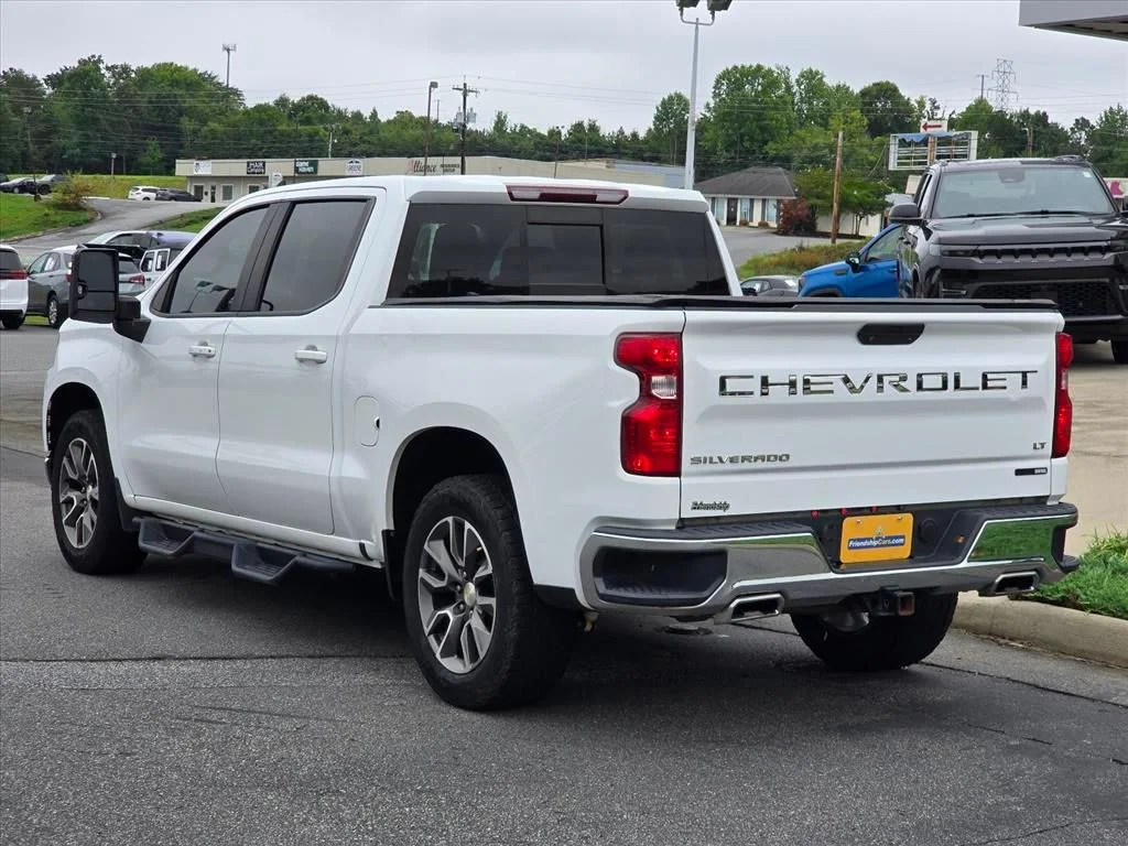 Used 2020 White Chevrolet LT image 24