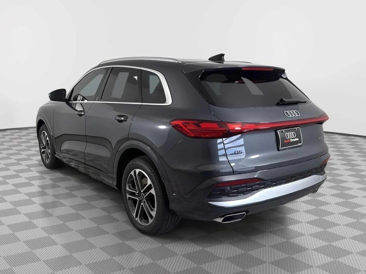Certified Used 2025 GRAY Audi Prestige image 5
