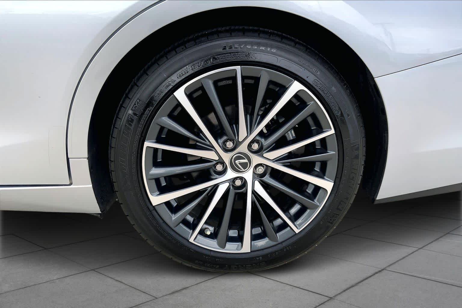 2023 Lexus ES 350 Luxury - Photo 11