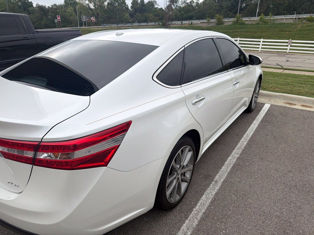 Used 2014 Blizzard Pearl Toyota XLE image 4
