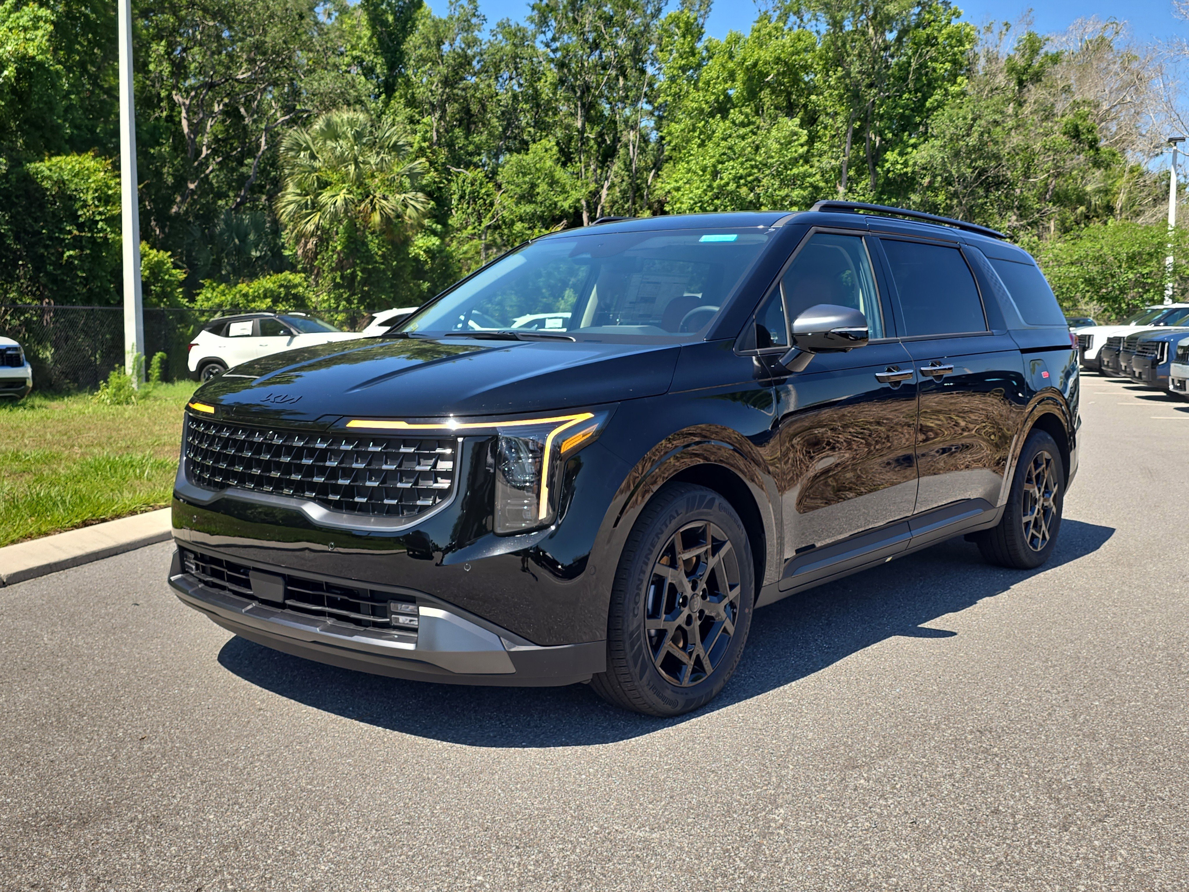 New 2026 Aurora Black Pearl Kia SX Prestige image 4