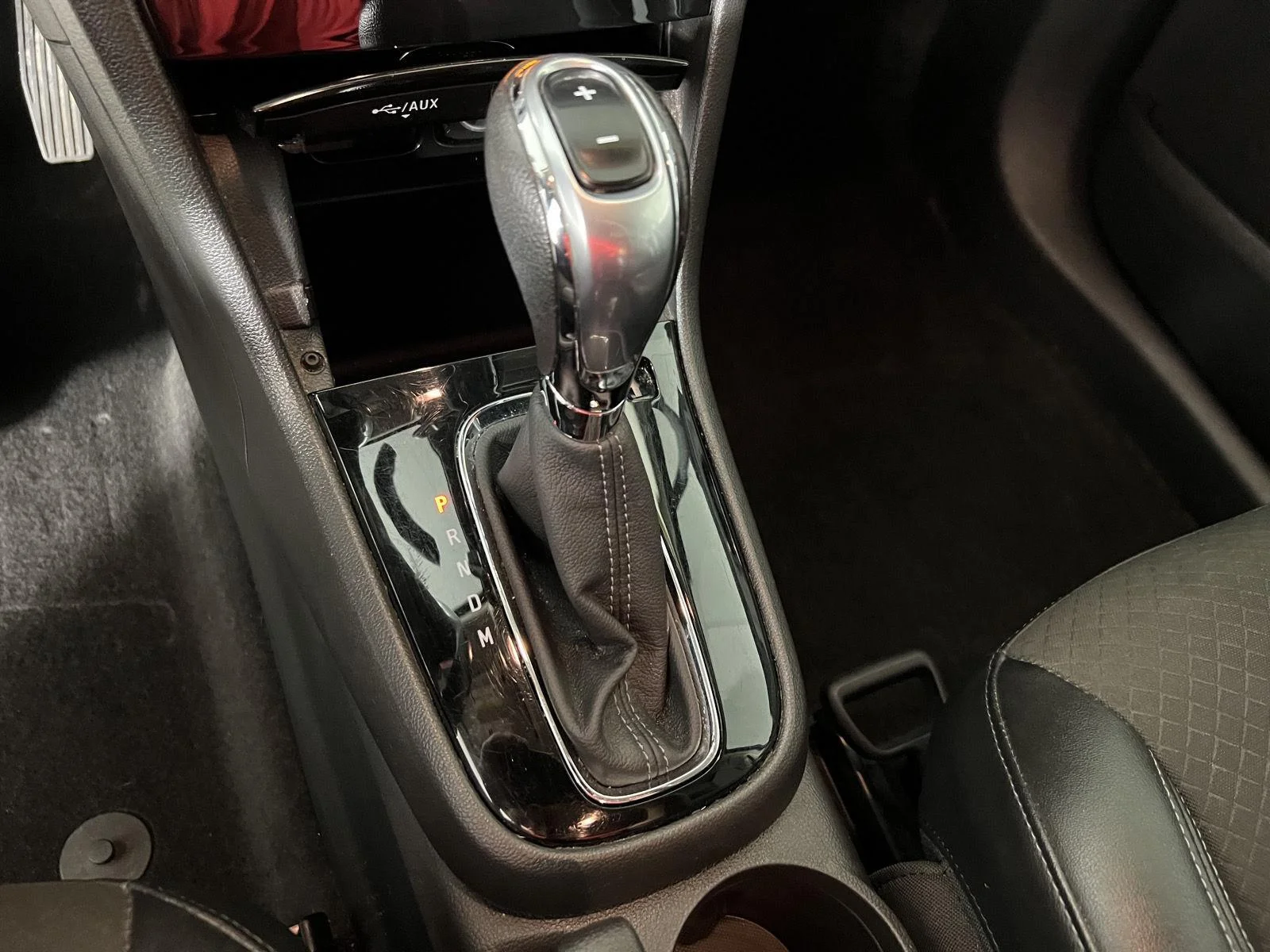 Used 2019 Deep Azure Metallic Buick Preferred image 7