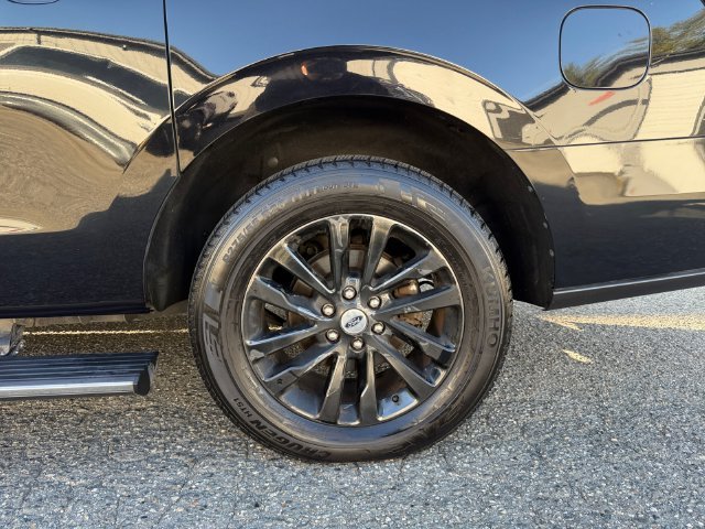Used 2019 Black Metallic Ford Limited image 26