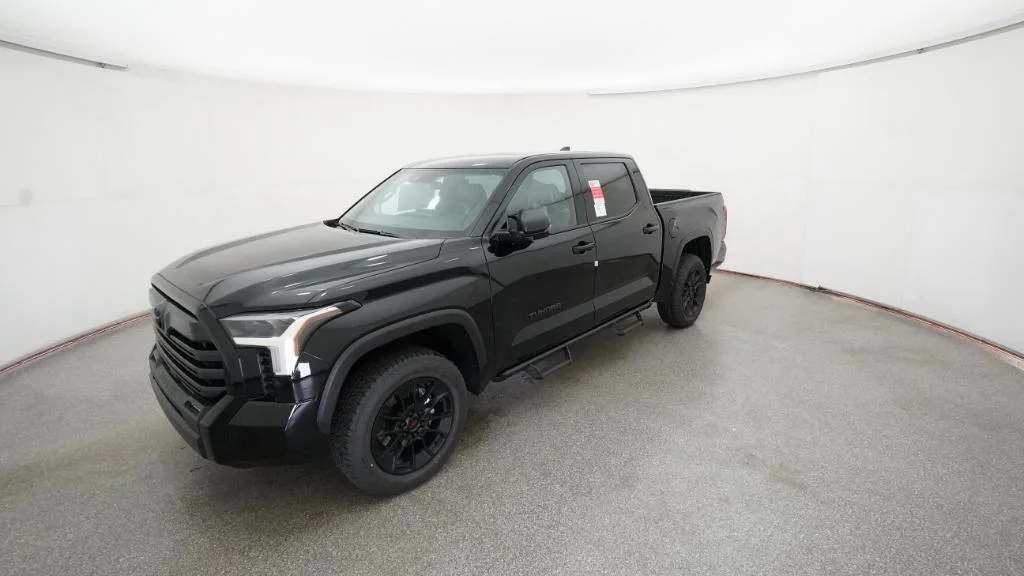 2026 Toyota Tundra SR5 - Photo 17