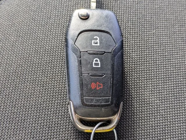 Certified Used 2021 Oxford White Ford XL image 26