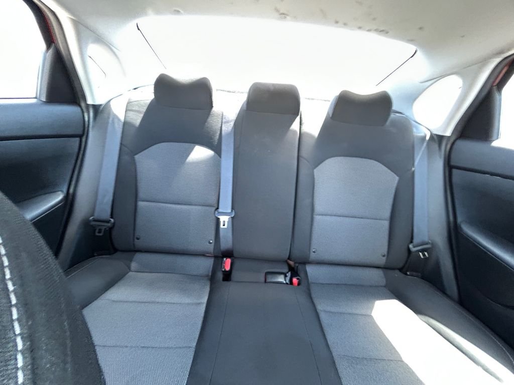 Used 2023 Red Kia LXS image 19