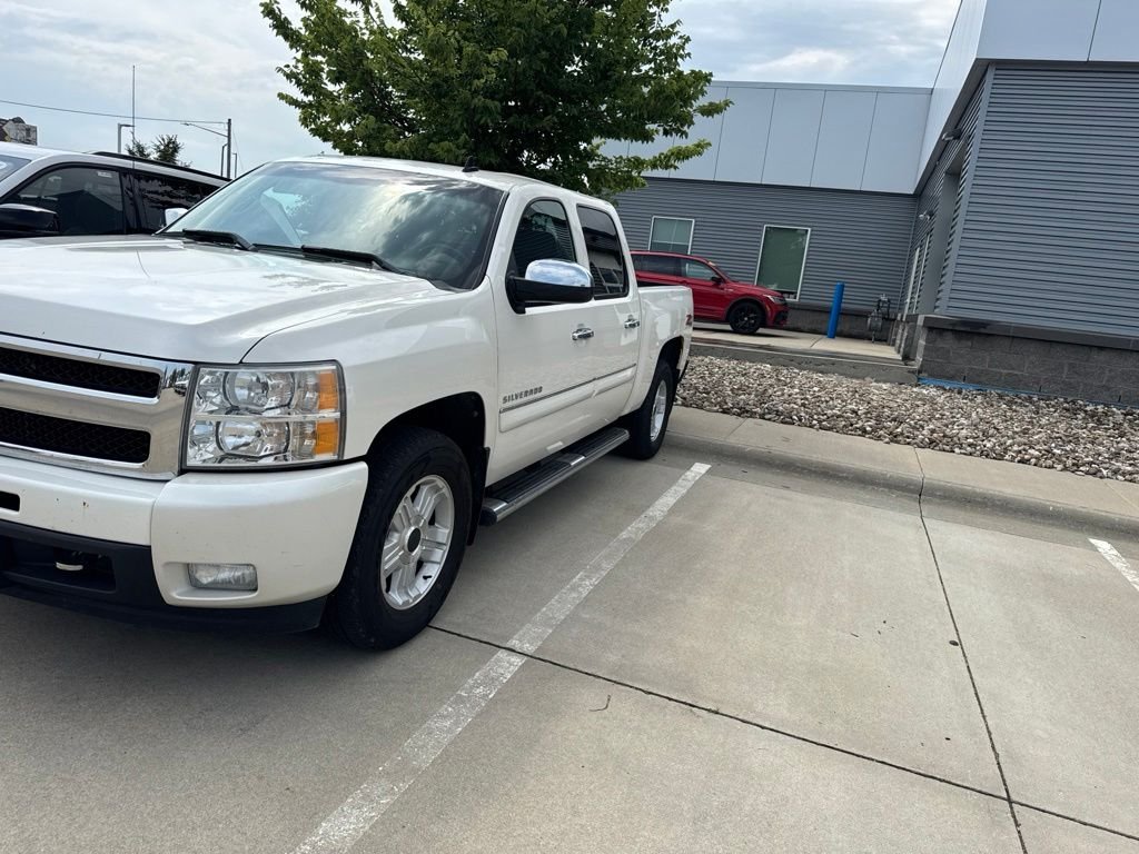 Used 2011 White Chevrolet LTZ image 2
