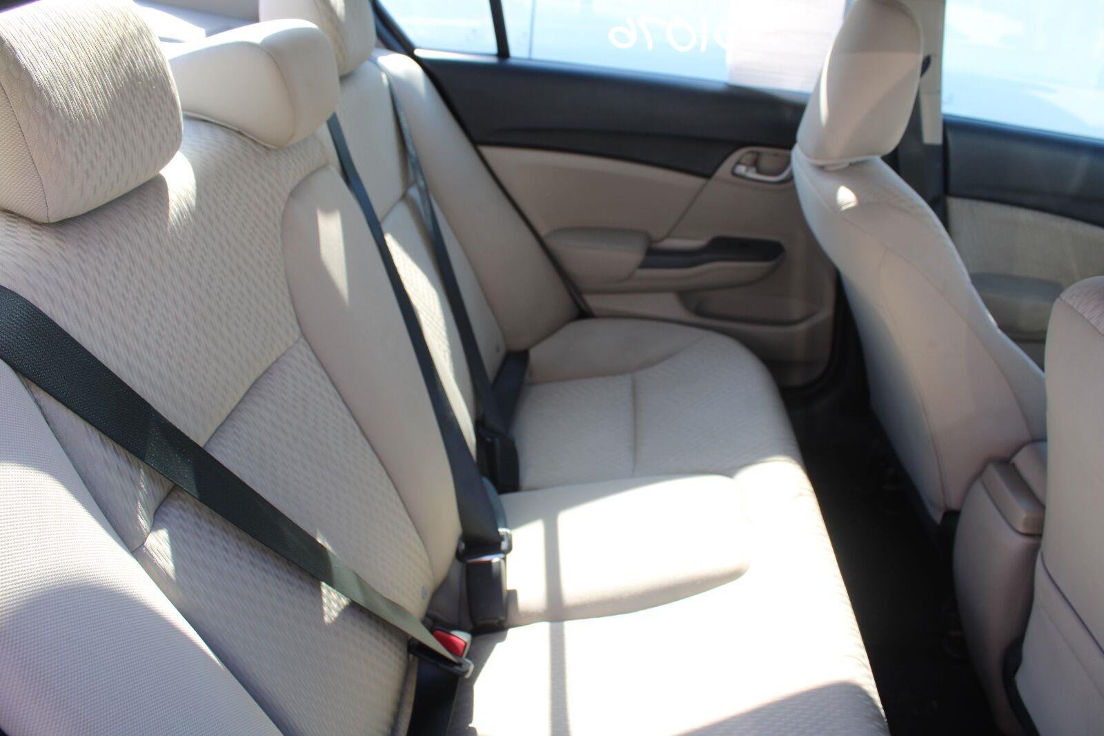 Used 2015 Taffeta White Honda LX image 5