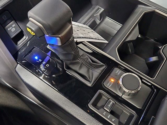 2026 Toyota Tundra SR5 - Photo 25
