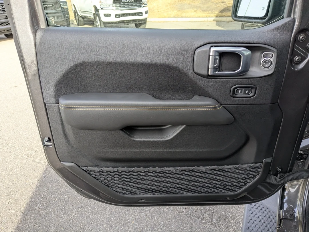 New 2026 Grey Jeep Sahara - - 4x4 - McKinley Leather - Body-Color Top - Alpine Audio - Technology Group & More! image 12