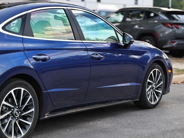 Used 2020 Stormy Blue Hyundai Limited image 7