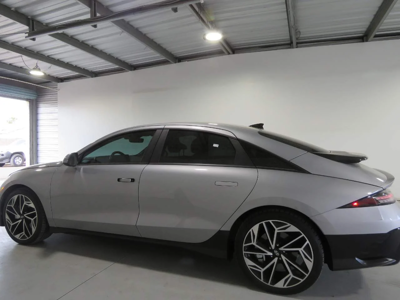 Used 2024 Curated Silver Metallic Hyundai SEL image 9
