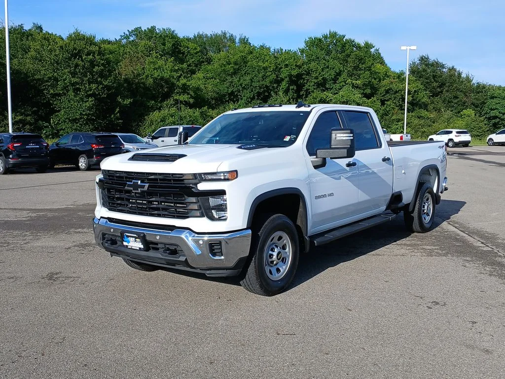 Used 2025 White Chevrolet Work Truck image 4
