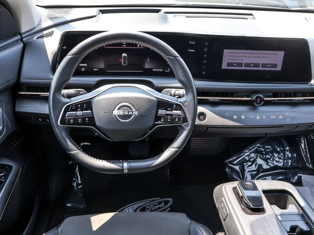 Used 2023 Brilliant Silver Metallic/Black Diamond Pearl Nissan ENGAGE image 15
