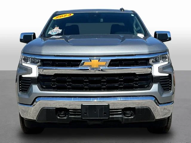 Used 2024 Gray Chevrolet LT image 2