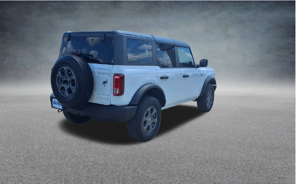 Used 2025 White Ford Big Bend image 7