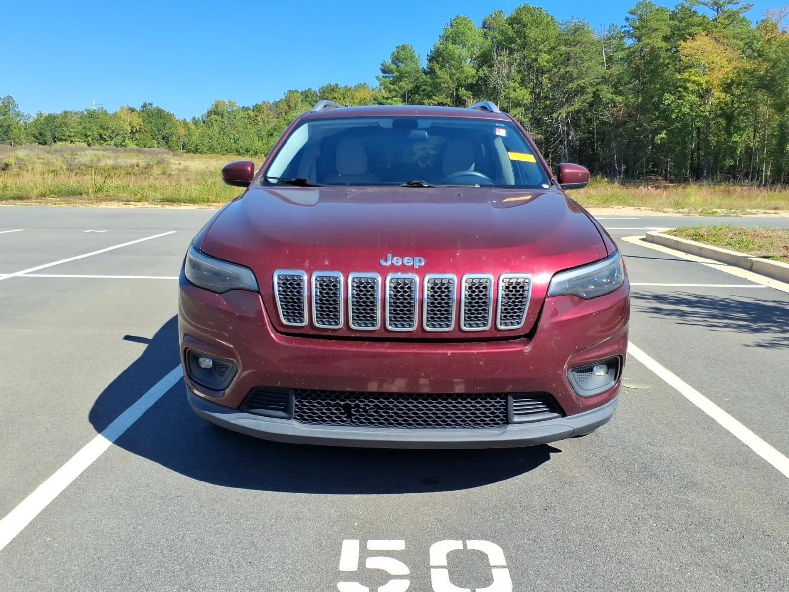 Used 2019 Velvet Red Pearlcoat Jeep Latitude image 4
