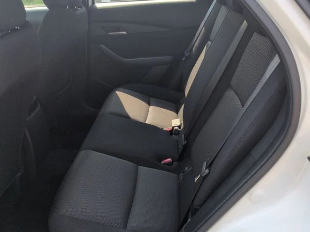 Used 2023 White Mazda 2.5 S image 22