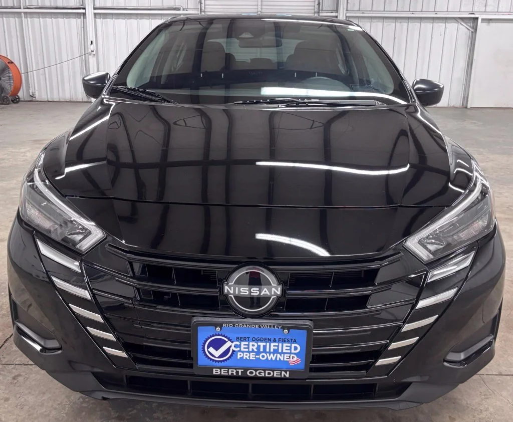 Used 2025 Black Nissan 1.6 S image 2