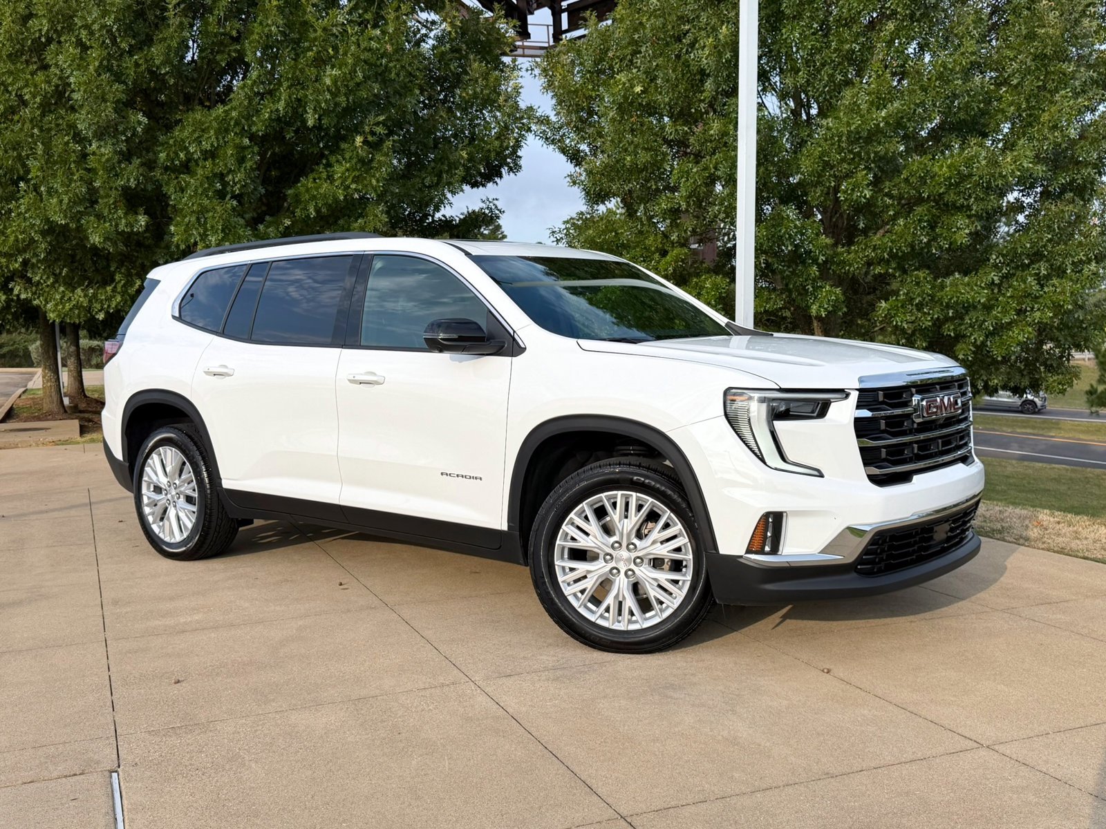 2026 GMC Acadia