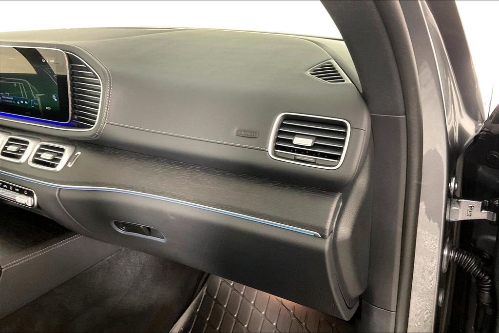 Used 2026 Black Mercedes-Benz GLS 450 image 14