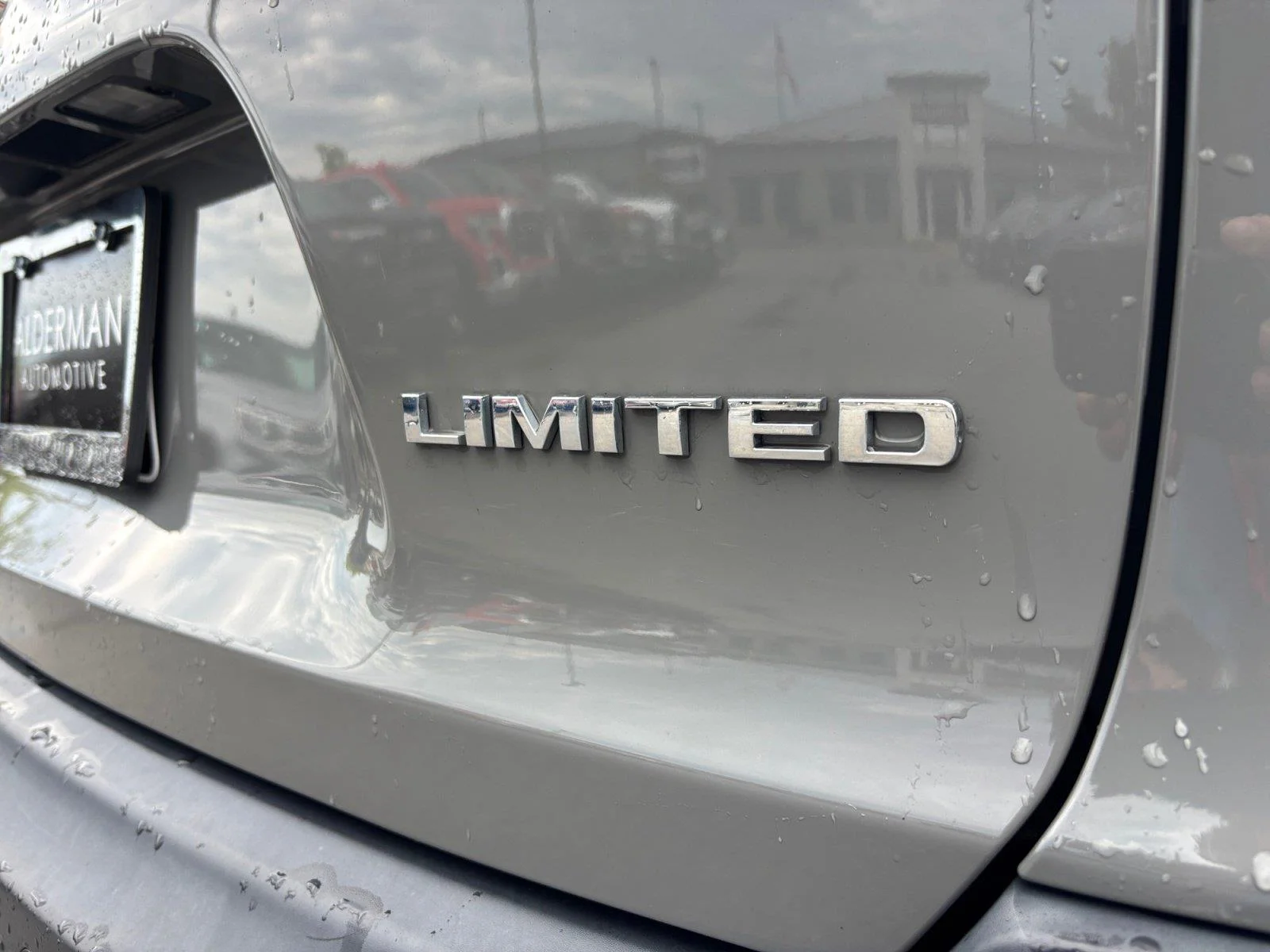 Used 2019 Sting-Gray Clearcoat Jeep Limited image 47