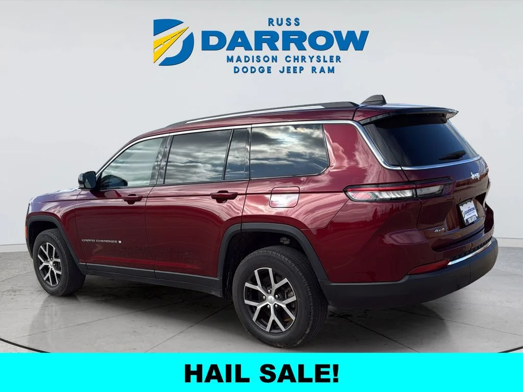 Used 2023 Red Jeep Limited image 3