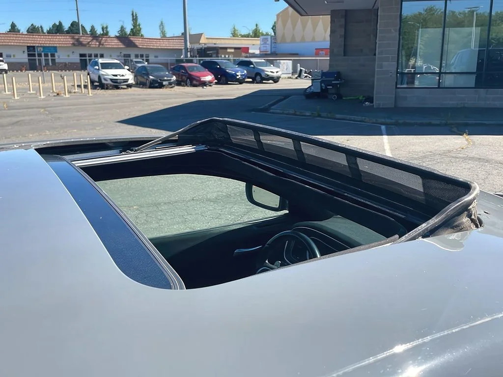 Used 2018 Destroyer Gray Clearcoat Dodge R/T Scat Pack image 23