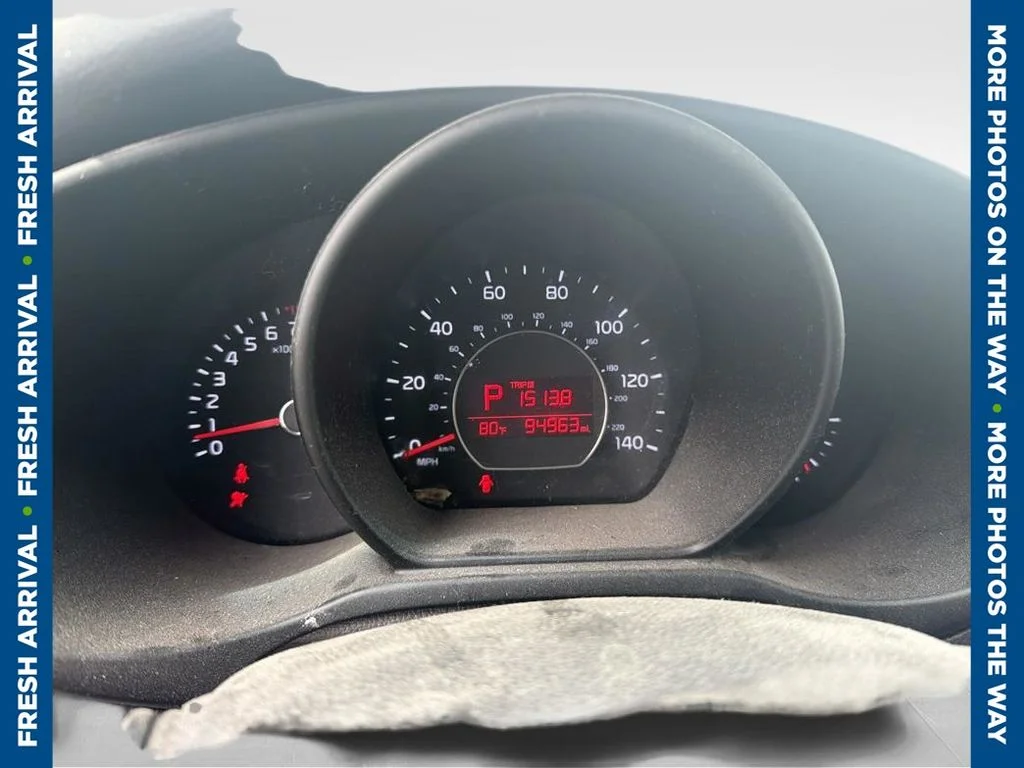 Used 2015 Brown Kia Plus image 1