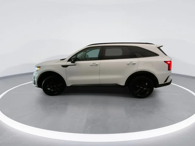 Used 2023 White Kia SX image 3