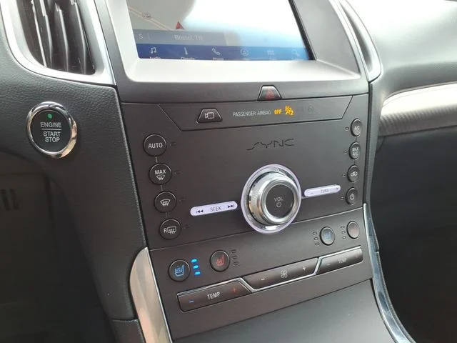 Used 2020 Black Ford Titanium image 28
