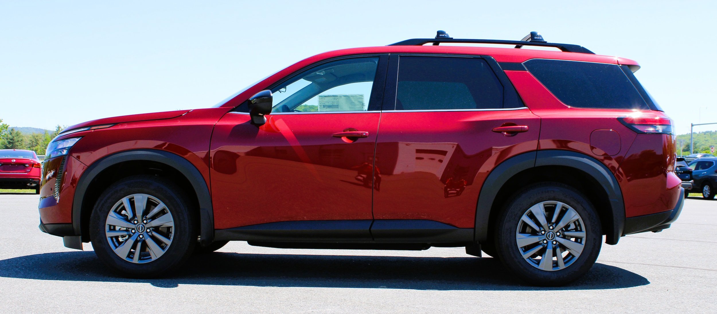 2026 Nissan Pathfinder SV - Photo 13