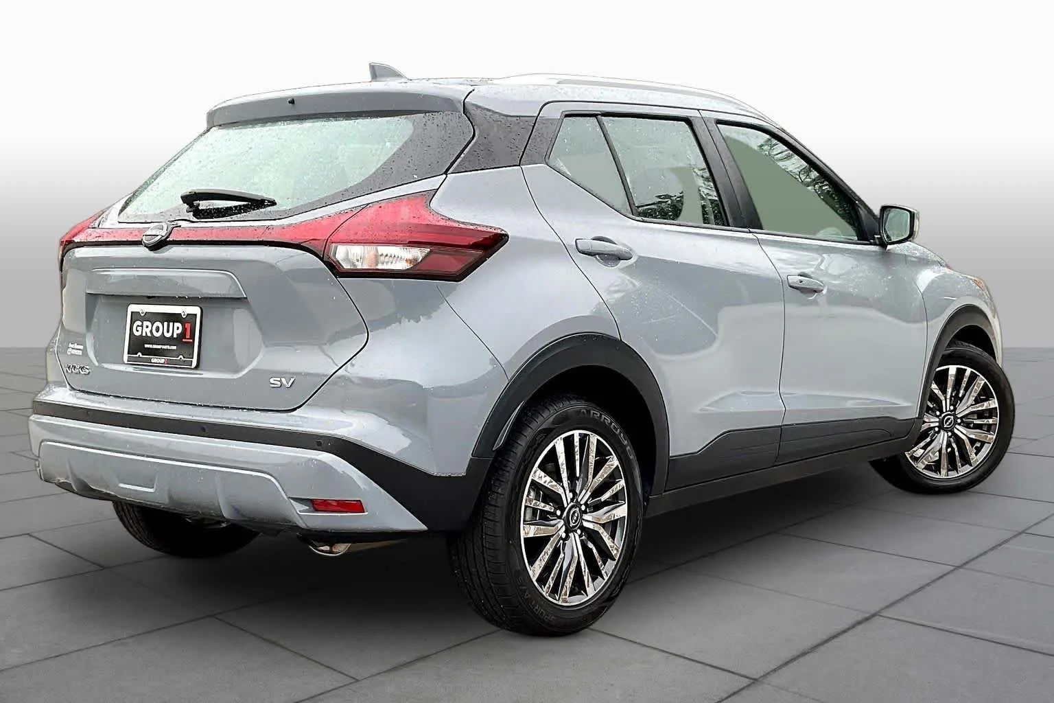 Used 2024 Boulder Gray Pearl Nissan SV image 13
