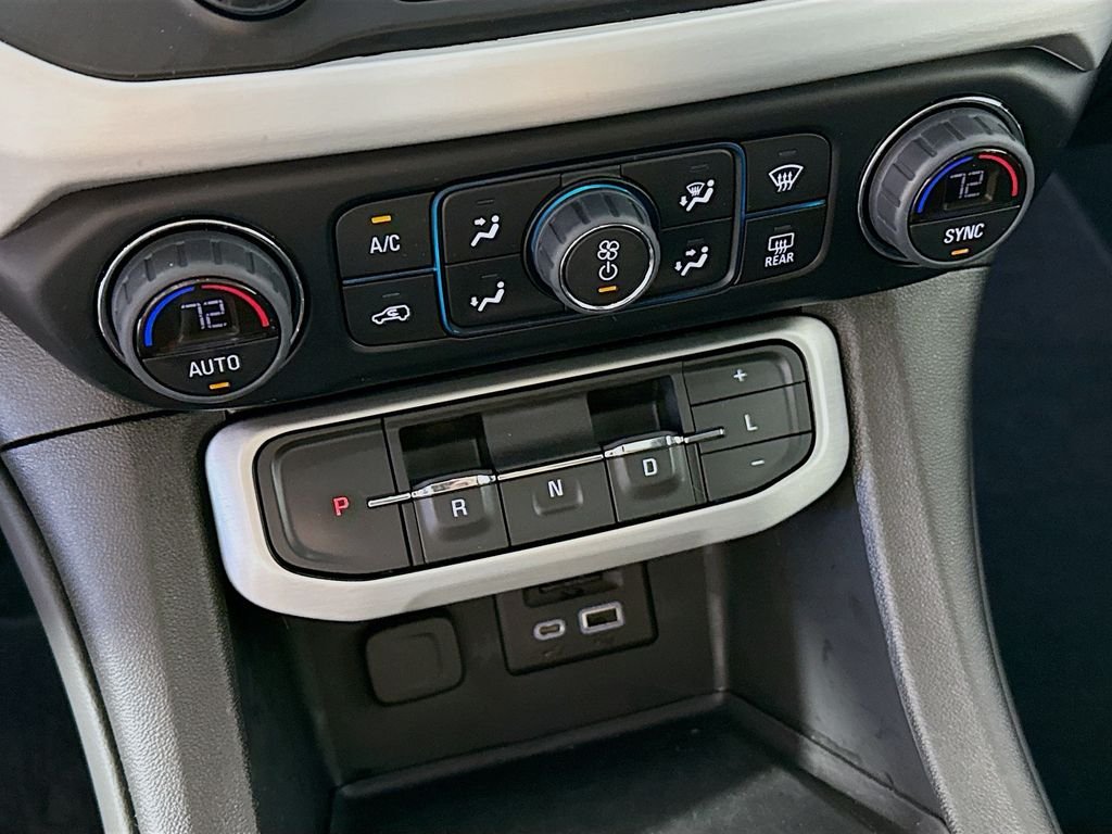 Used 2023 Black GMC SLT image 18