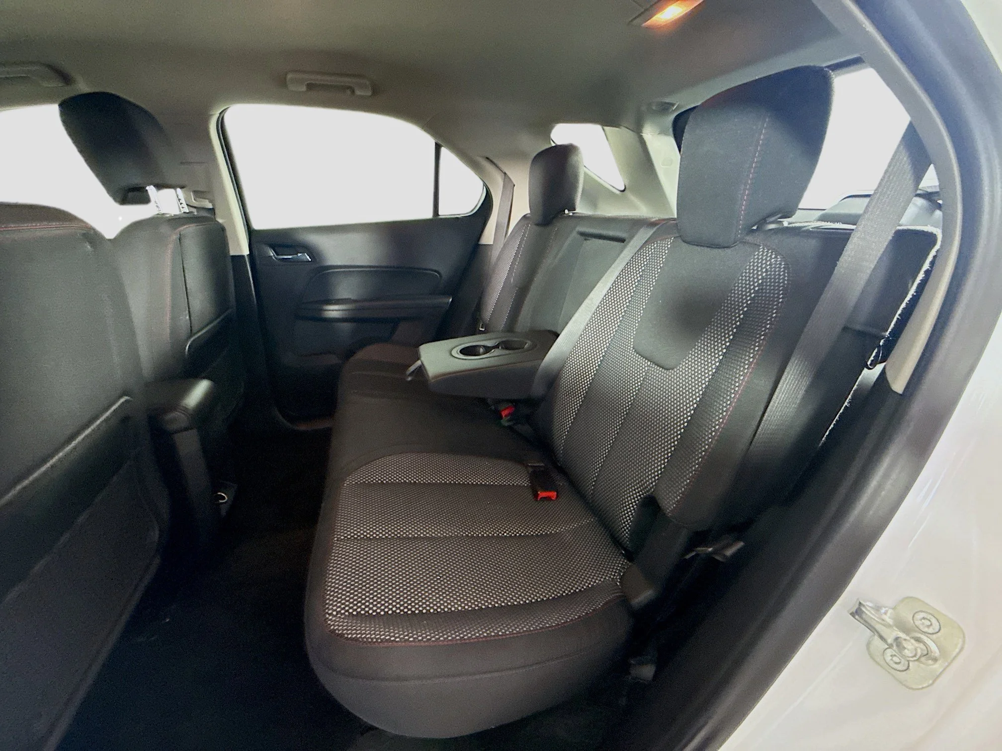 Used 2017 Summit White Chevrolet LS image 20