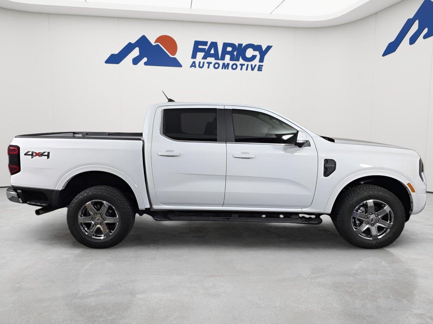 Used 2025 Oxford White Ford LARIAT image 12
