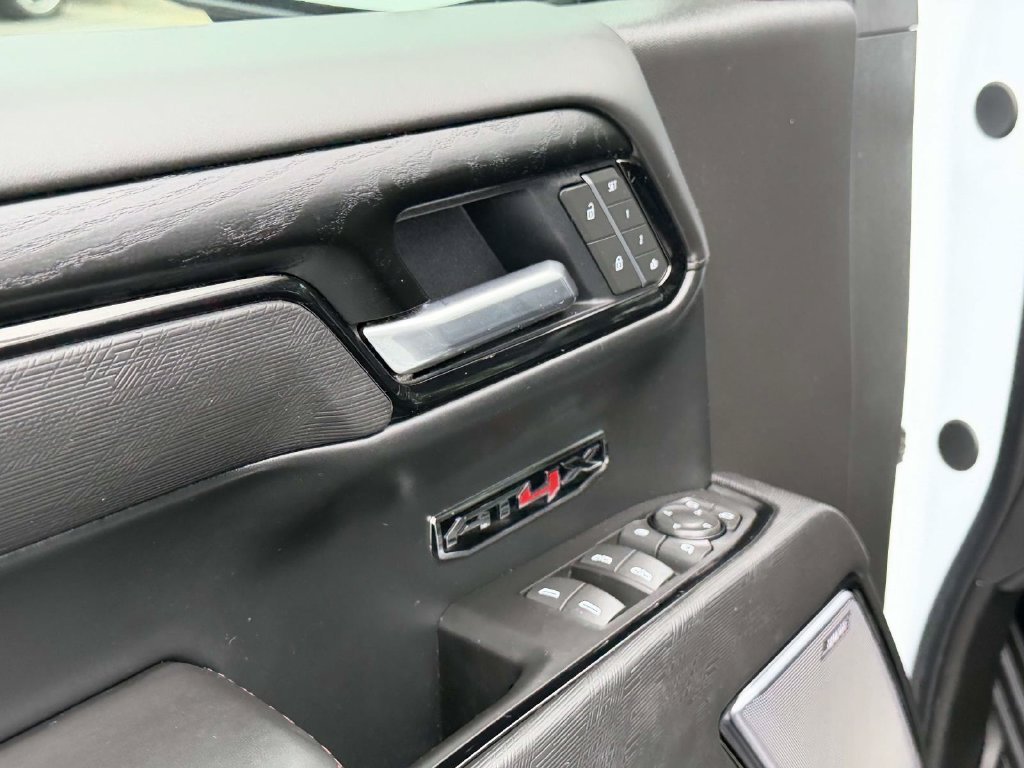 Used 2025 White GMC AT4X image 18