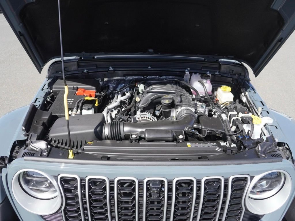 New 2026 Anvil Clear-Coat Exterior Paint Jeep Sahara image 24