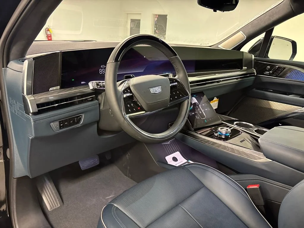 2025 Cadillac Escalade IQ Luxury 2 - Photo 27